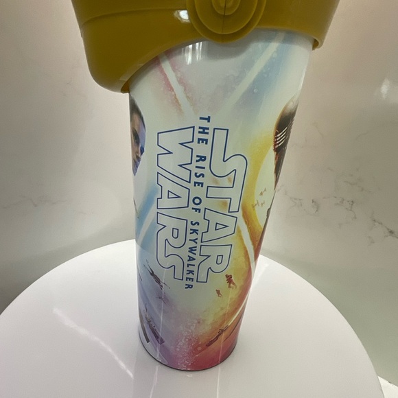 Star Wars The Rise of Skywalker Movie Theater Exclusive C3PO Cup - Picture 5 of 10